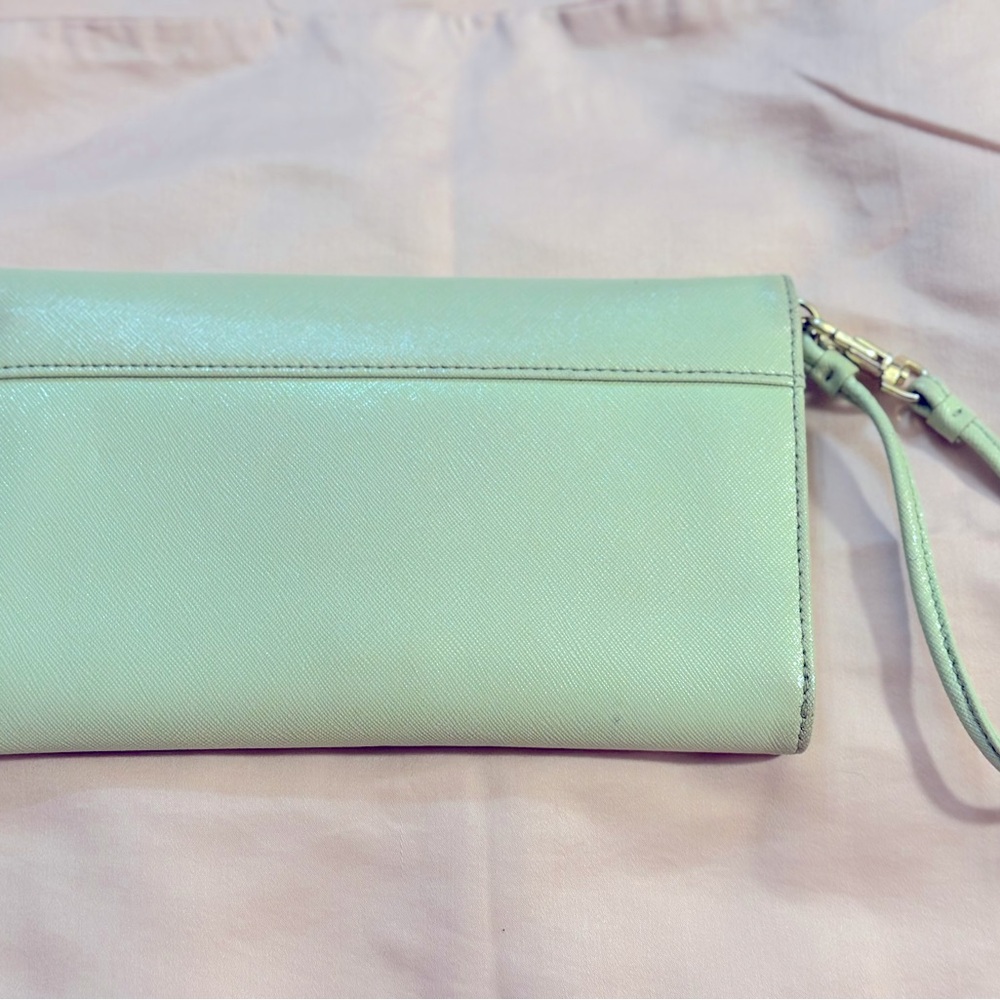 Vintage Tori Burch Envelope Clutch in Pale Green - Picture 2 of 10